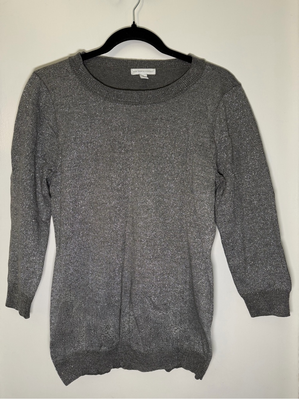 New York & Company Metallic Gray Crewneck Sweater - women - size “M”